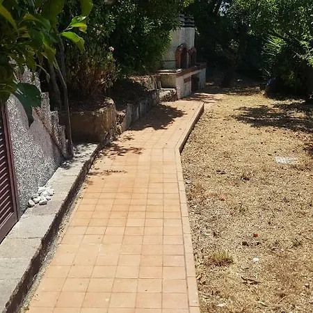 La Casetta Degli Ulivi 公寓