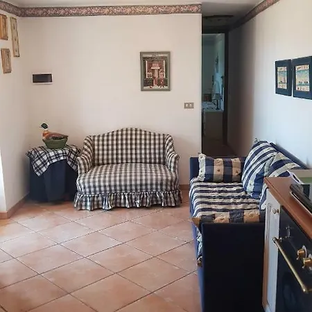 La Casetta Degli Ulivi 公寓 *