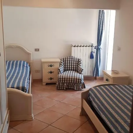 Apartamento La Casetta Degli Ulivi *